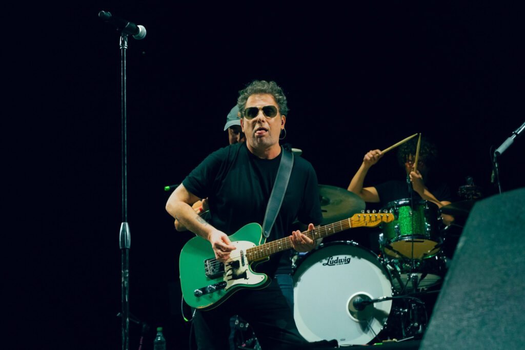 Quién es Andrés Calamaro y qué significa "Dios los cría" 6 Quién es Andrés Calamaro y qué significa “Dios los cría”