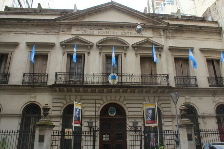 arquitectura de escuelas en argentina