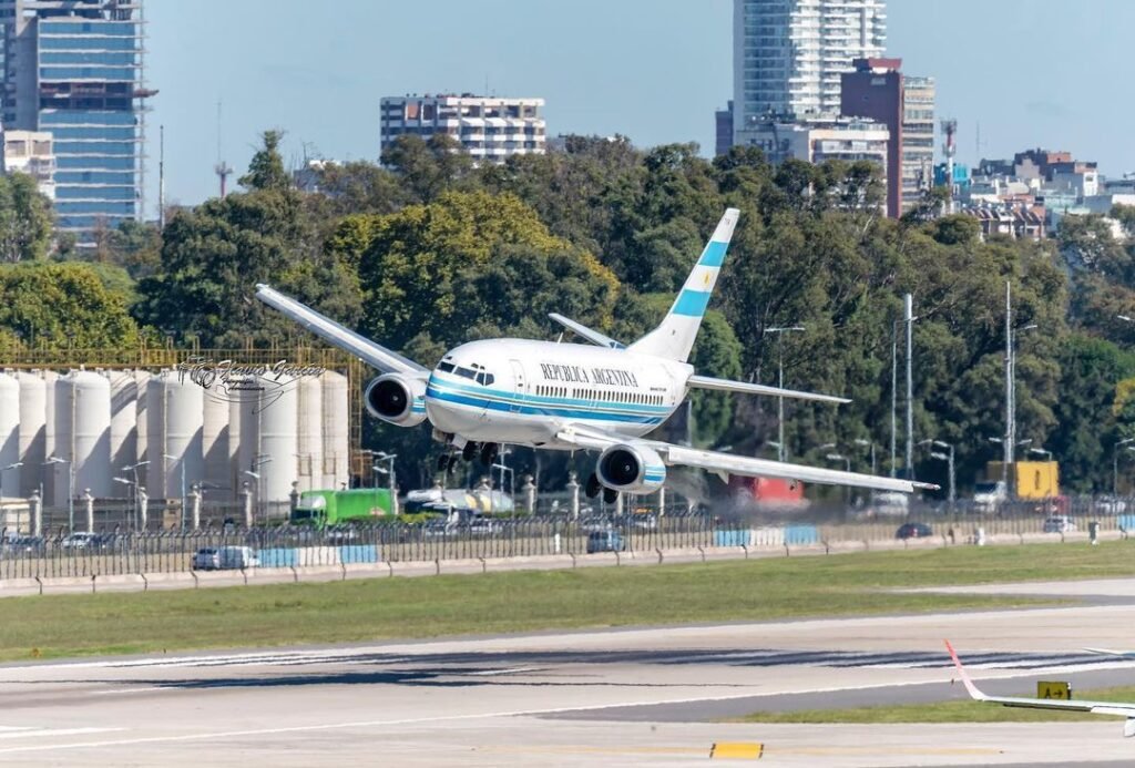 Qué características tiene el nuevo avión presidencial y su aterrizaje 3 Qué características tiene el nuevo avión presidencial y su aterrizaje