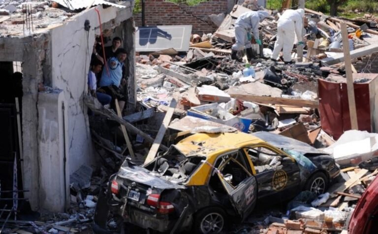 Dónde queda el barrio Al Mundo en Monte Grande y qué ofrece 14 barrio al mundo en monte grande