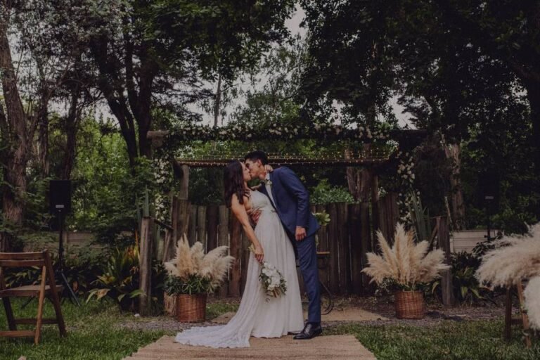 boda elegante y romantica en exterior