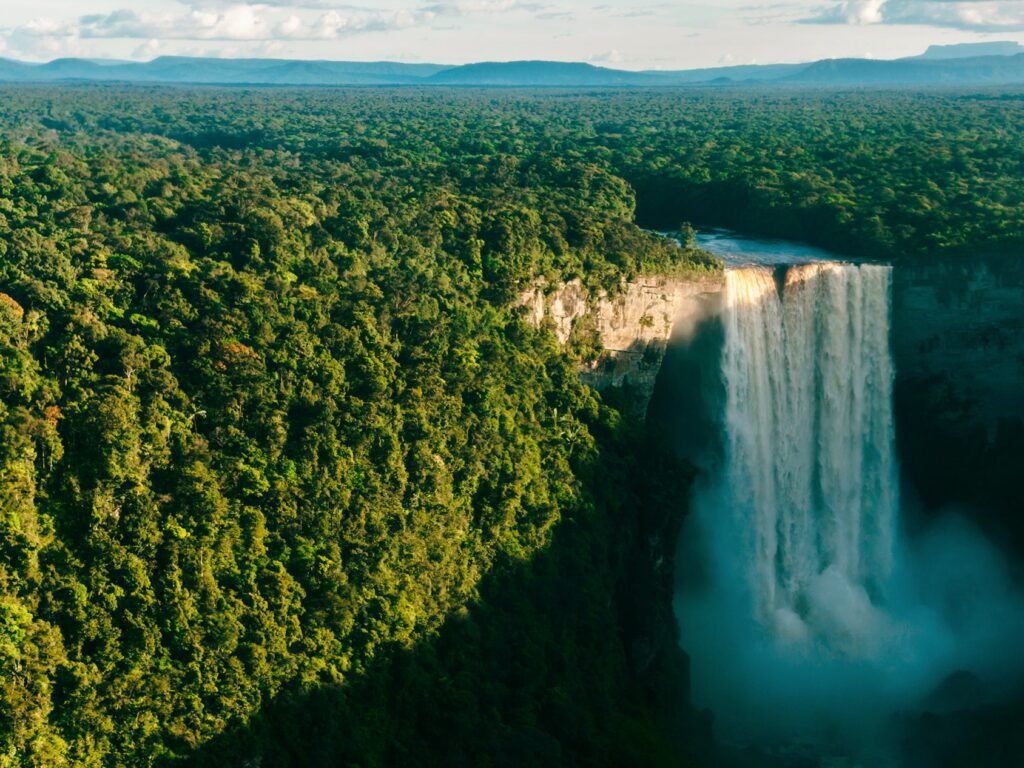 Quién fue el hombre que cayó en las cataratas y qué ocurrió