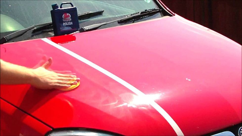 Cómo quitar rayones de la pintura de un auto de forma efectiva 4 Cómo quitar rayones de la pintura de un auto de forma efectiva