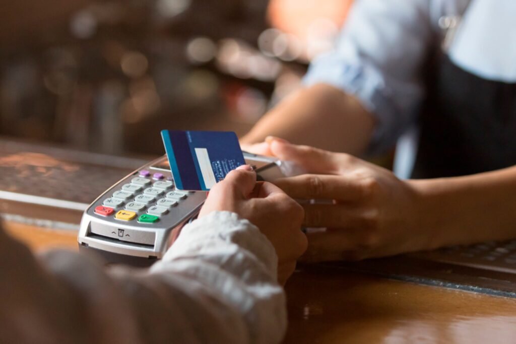 Se puede comprar en cuotas con tarjeta de débito en Argentina 1 compras con tarjeta de debito en argentina