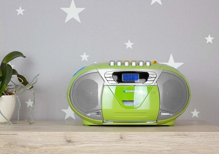 estacion de radio vibrante y moderna