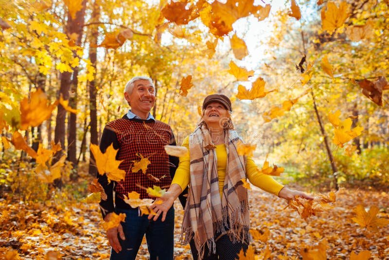 Qué planes divertidos puedo hacer en el finde largo de octubre 1 familia disfrutando al aire libre en otono