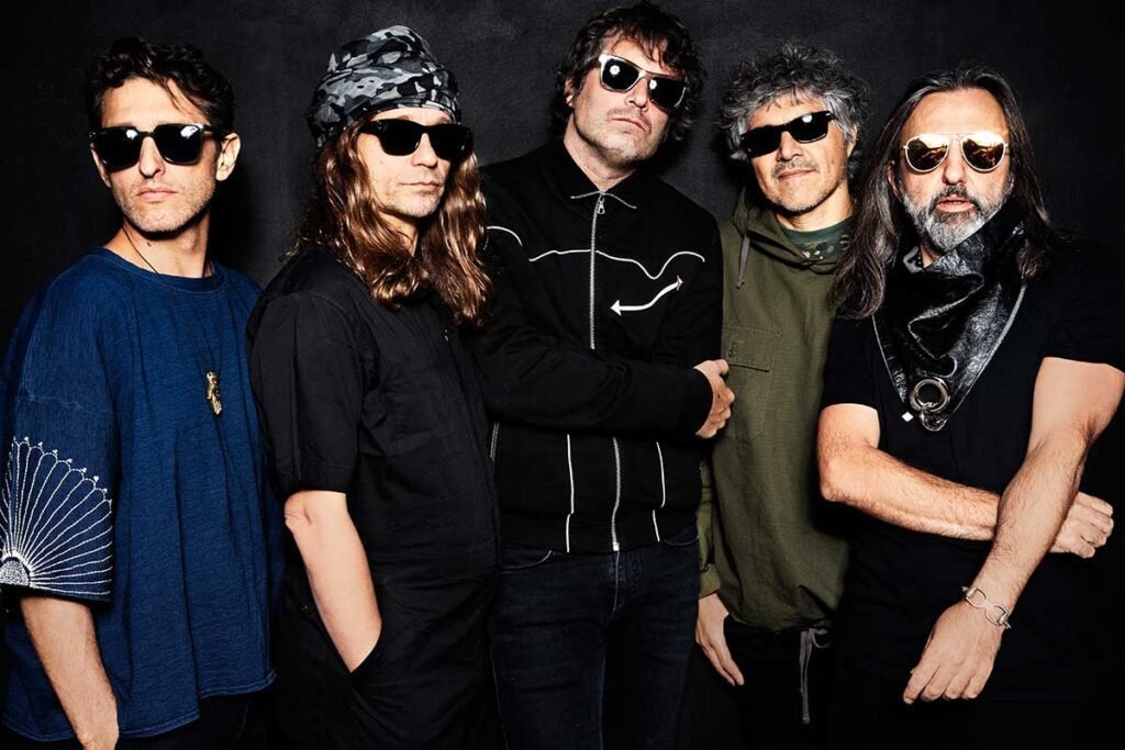 Quiénes son "Los Piojos" y qué representa "El Farolito" 7 Quiénes son “Los Piojos” y qué representa “El Farolito”