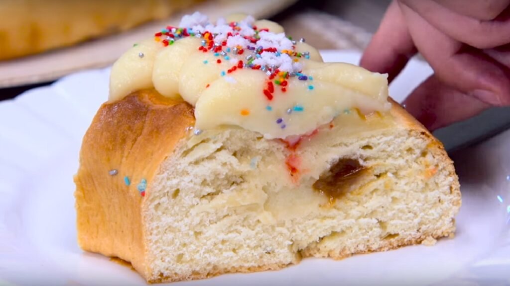 Cómo preparar una deliciosa masa de rosca de pascua fácilmente 5 Cómo preparar una deliciosa masa de rosca de pascua fácilmente