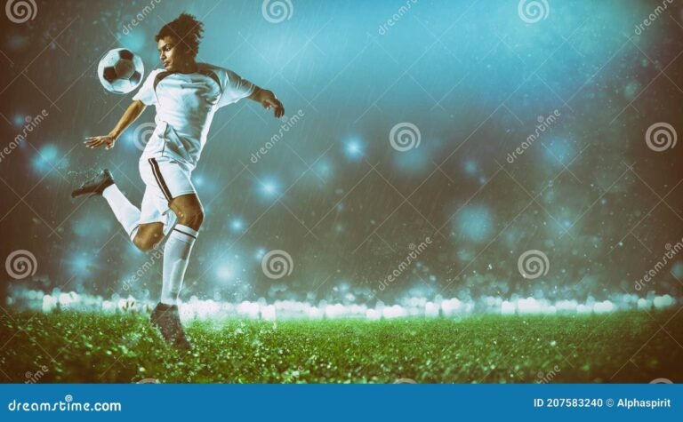 jugador de futbol en accion en cancha