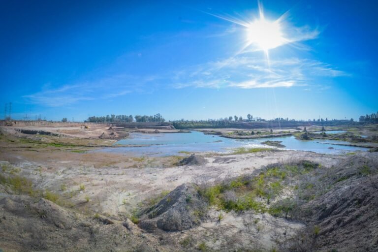 lago y paisajes en marcos paz