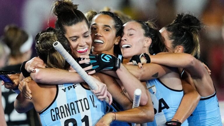 leonas jugando en un partido emocionante