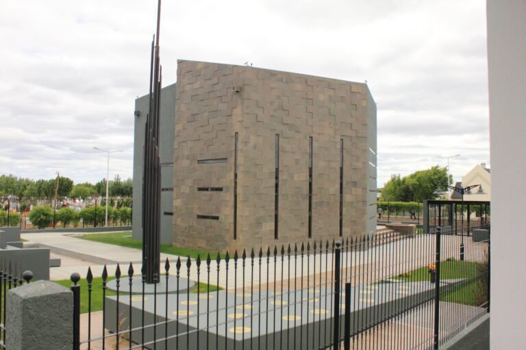 mausoleo de nestor kirchner en la patagonia