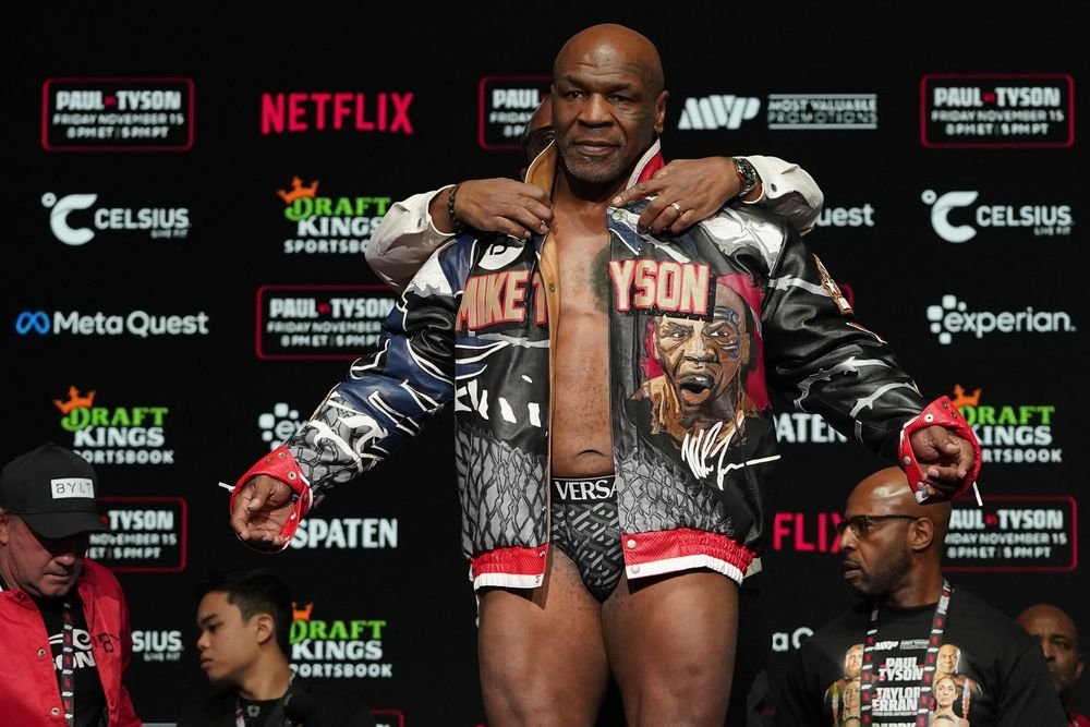 Cuándo y contra quién fue la última pelea de Mike Tyson 1 mike tyson en el ring de