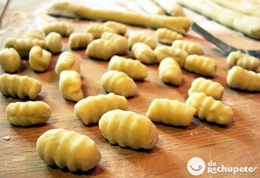 Cuántas papas se necesitan por persona para preparar ñoquis