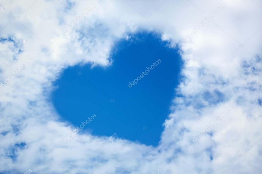 De qué trata el poema "Amor entre las nubes" y quién lo escribió 1 nubes romanticas en un cielo despejado
