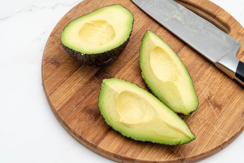 Qué beneficios y riesgos tiene comer palta todos los días
