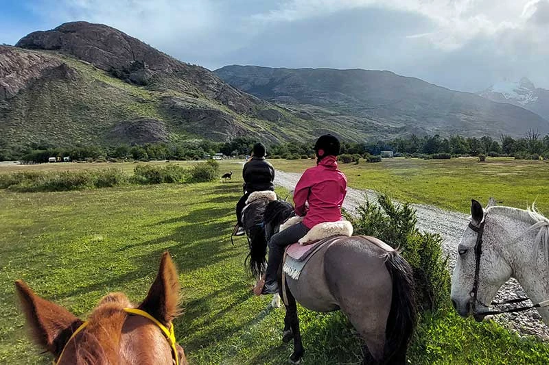 Por qué Pampita decidió irse del país en este momento