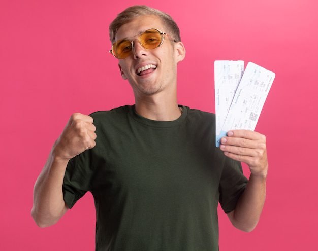 Cómo conseguir entradas para ver a Nicolás de Tracy en vivo 3 Cómo conseguir entradas para ver a Nicolás de Tracy en vivo