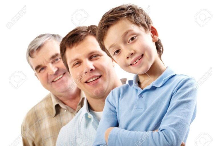 retrato de tres generaciones familiares