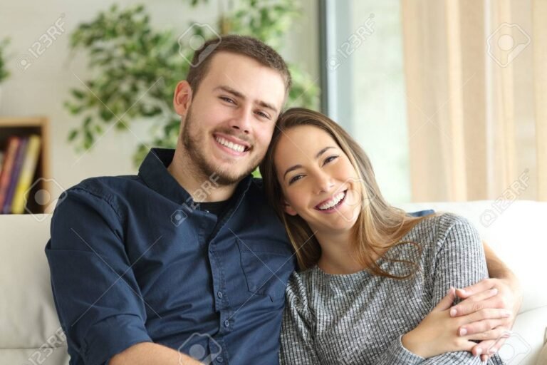 retrato de una pareja feliz