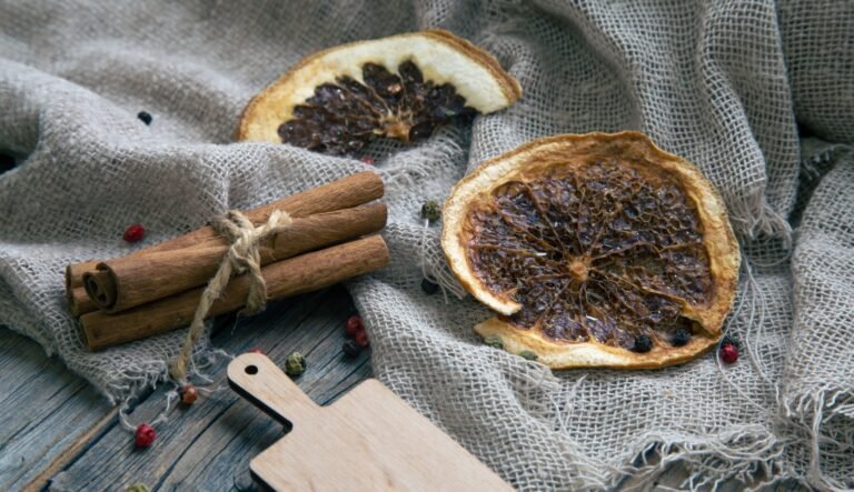 ritual de soplar canela en un entorno sereno