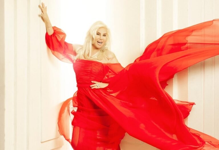 susana jimenez lanzando cenicero al aire