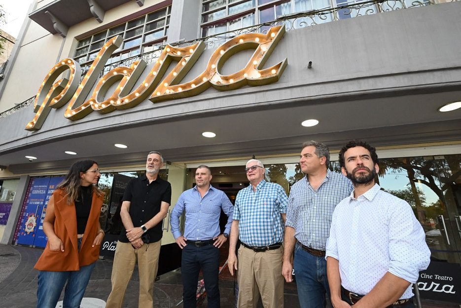 Qué funciones y eventos ofrece el Teatro Plaza de Godoy Cruz 7 Qué funciones y eventos ofrece el Teatro Plaza de Godoy Cruz