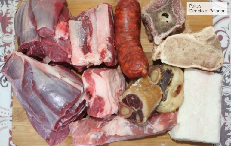 variedad de carnes para un puchero